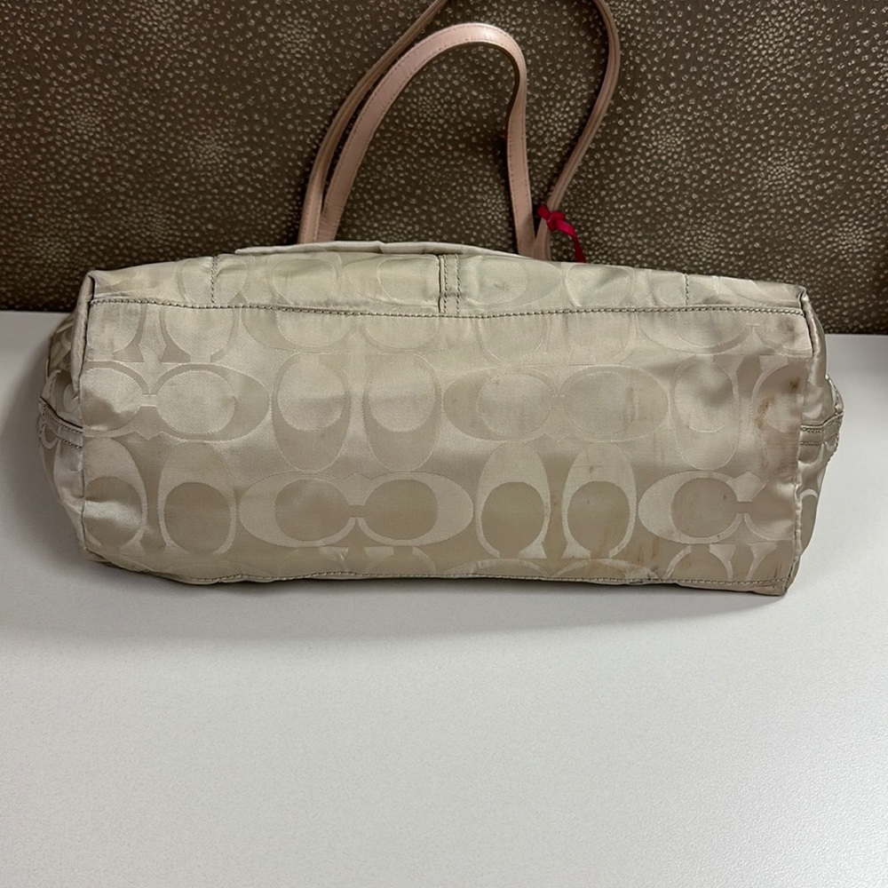 SOLD🔥🔥🔥Coach Signature Nylon Tote Bag - Picture 9 of 16